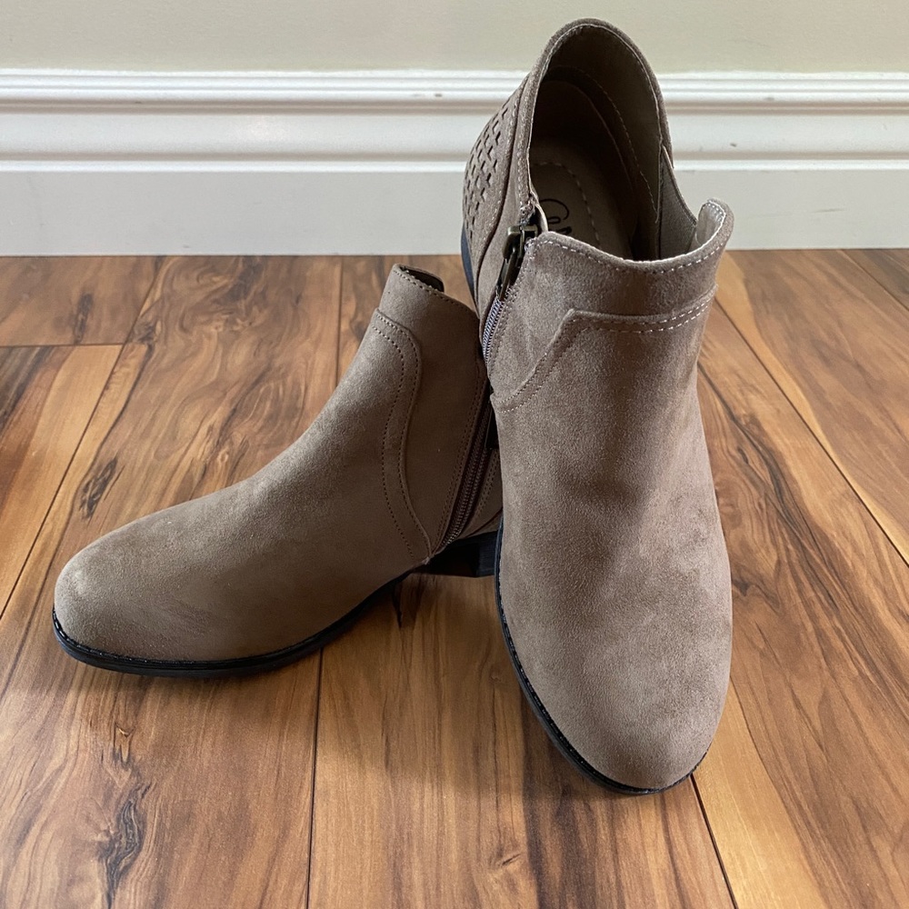 Mia Amore Londa Perforated Chelsea Bootie - Wide Width